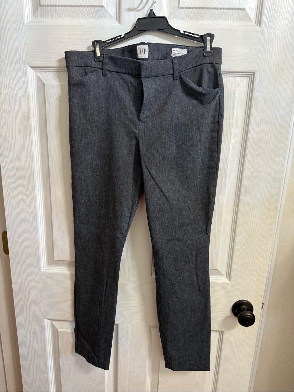 GAP Women's Dark Charcoal Skinny Jeans